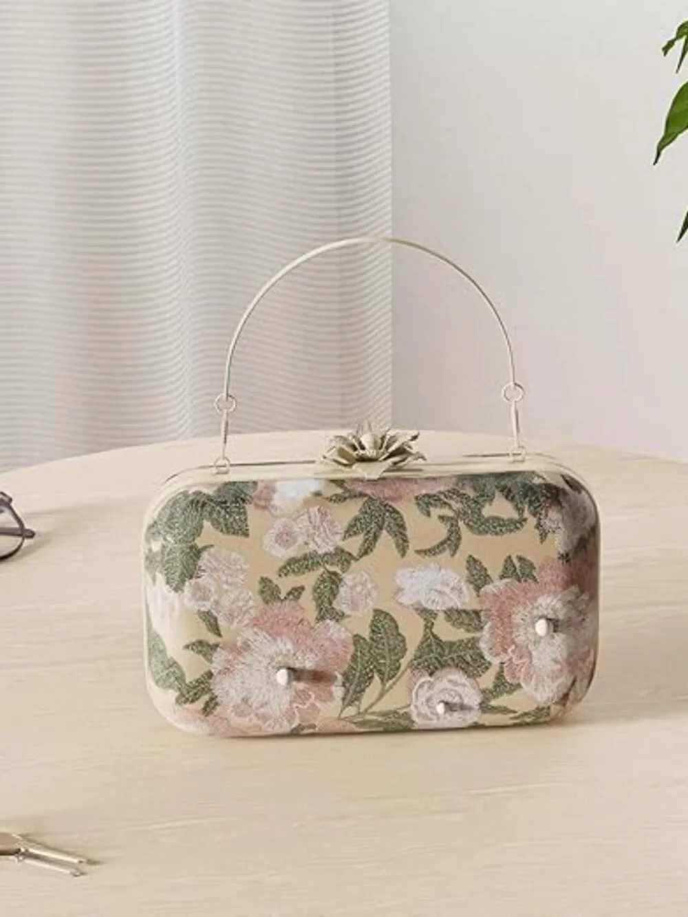 Vintage Floral Embroidered Clutch Women Evening Bag Wedding Party Purse